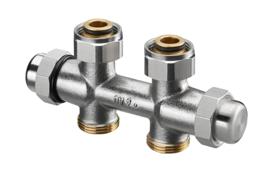 Oventrop Verbindungselement in metallischer Ausführung mit zwei Anschlüssen und einem Durchgang zur fluidtechnischen Verbindung.